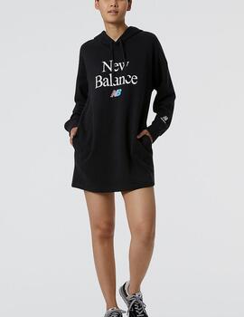 Sudadera NewBalance Essntials Celebrate Dress